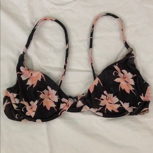 ACACIA aloha manhattan top